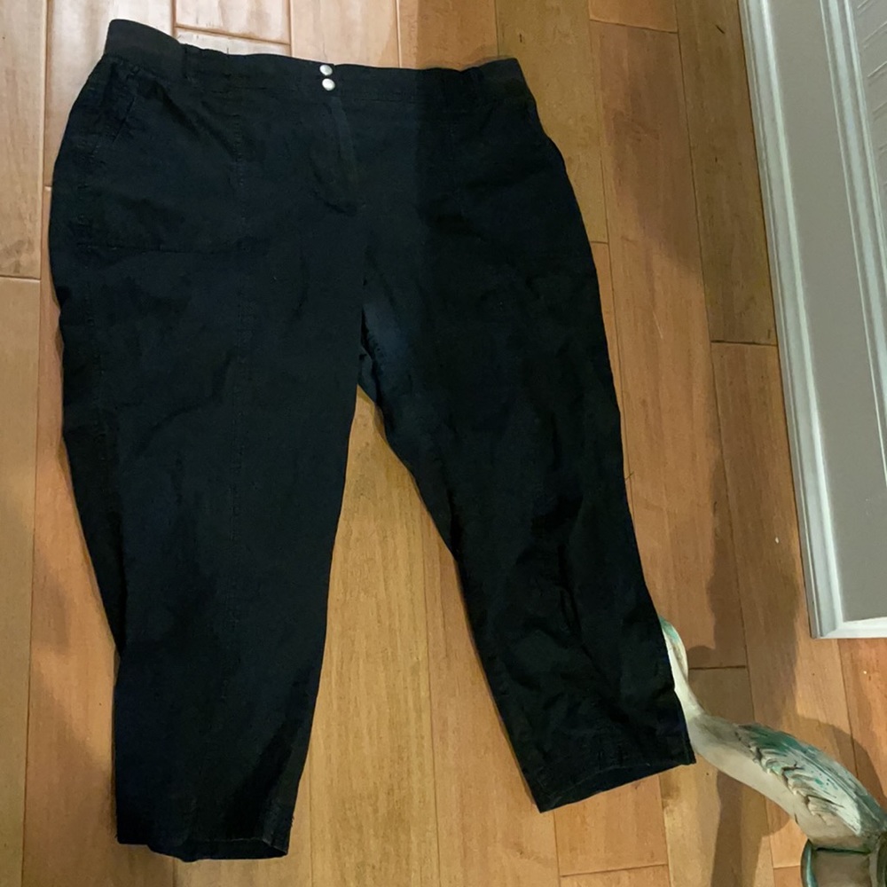 NWOT Various Chico’s Capri And Black Pants - Picture 3 of 10